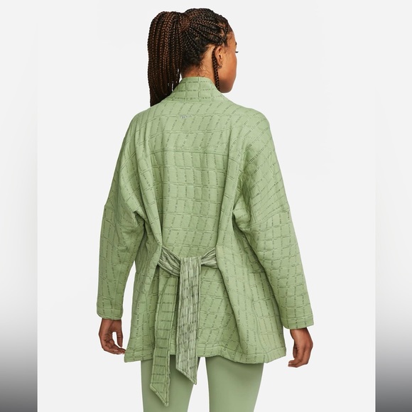 Nike Therma-FIT Luxe Reversible Jacket - Picture 3 of 12